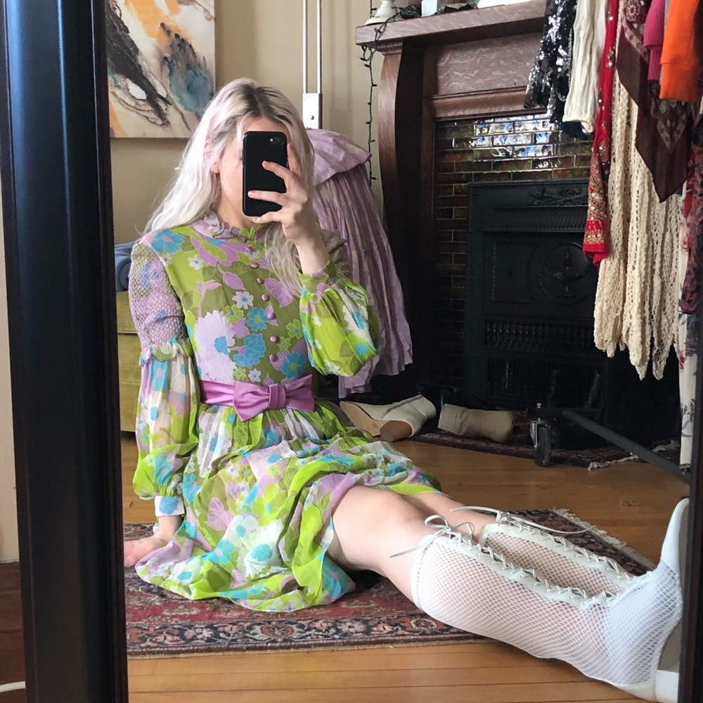 SOLD 70’s Style Bright Floral Disco Maxi Dress - Picture 4 of 8